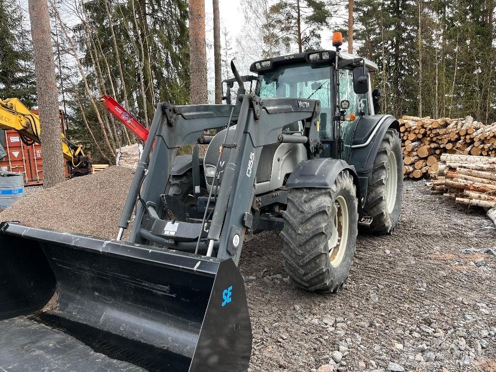 Valtra N 121 HT Traktorer