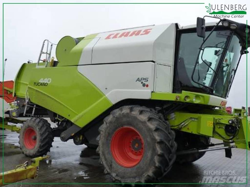 CLAAS Tucano 440 Skördetröskor