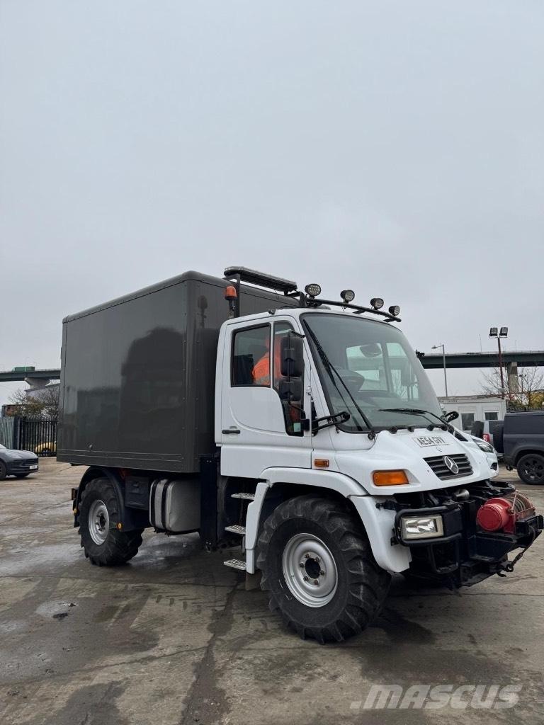 Unimog U300 Redskapsbärare