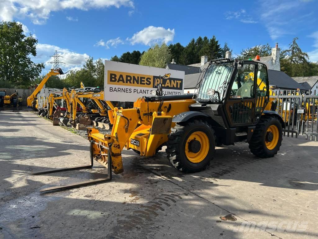 JCB 535-125 Hiviz Teleskoplastare