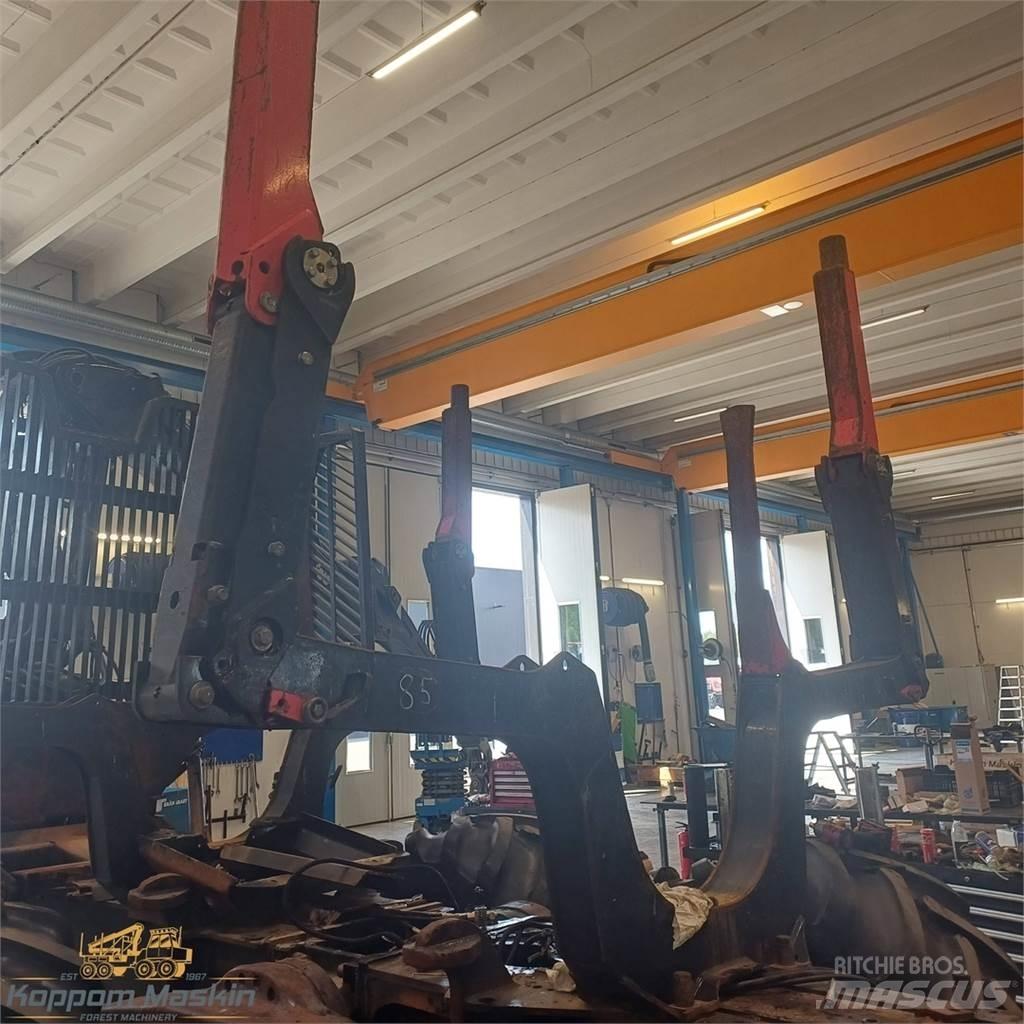 Komatsu 875 Redskap till skogsmaskiner