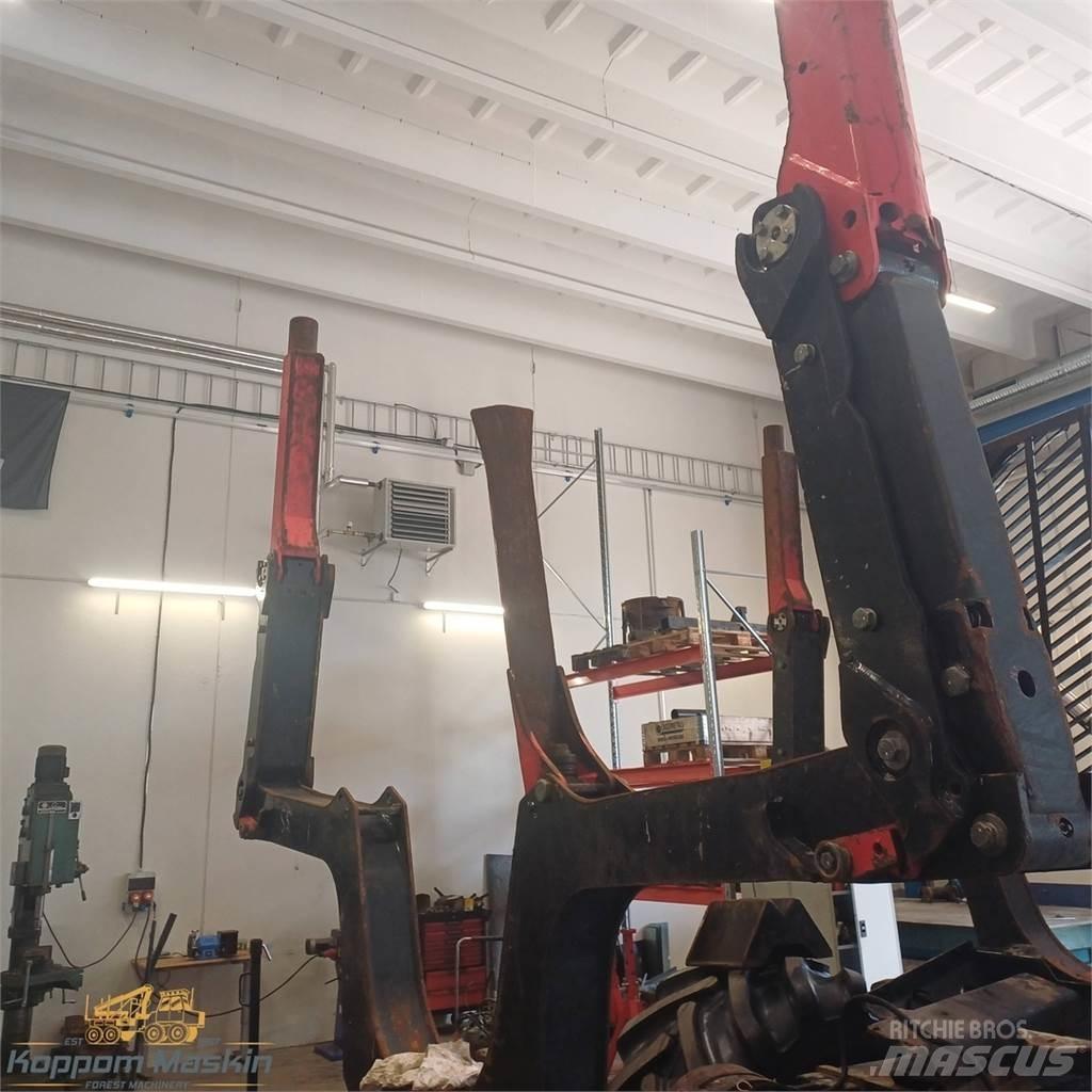 Komatsu 875 Redskap till skogsmaskiner