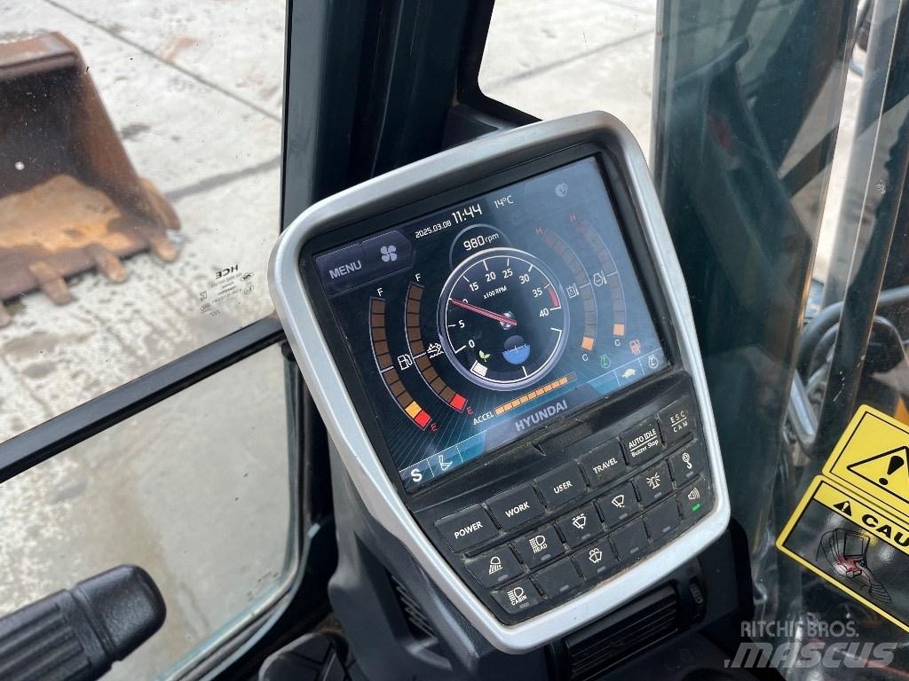 Hyundai HX140LC Bandgrävare