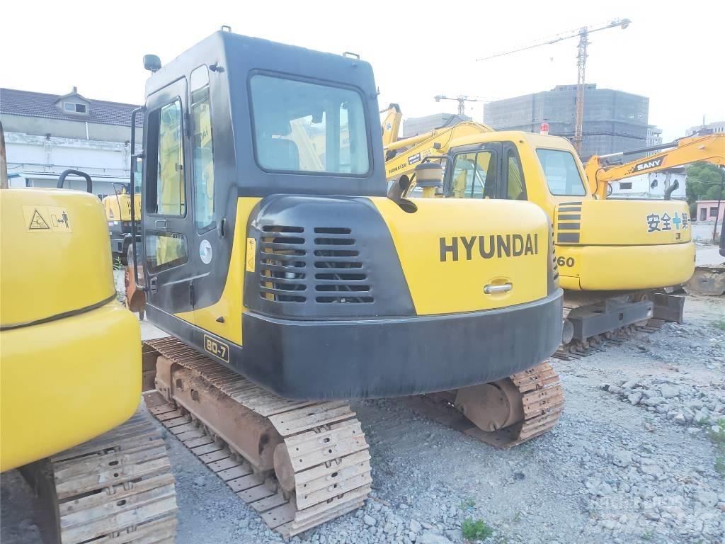 Hyundai R80-7 Bandgrävare