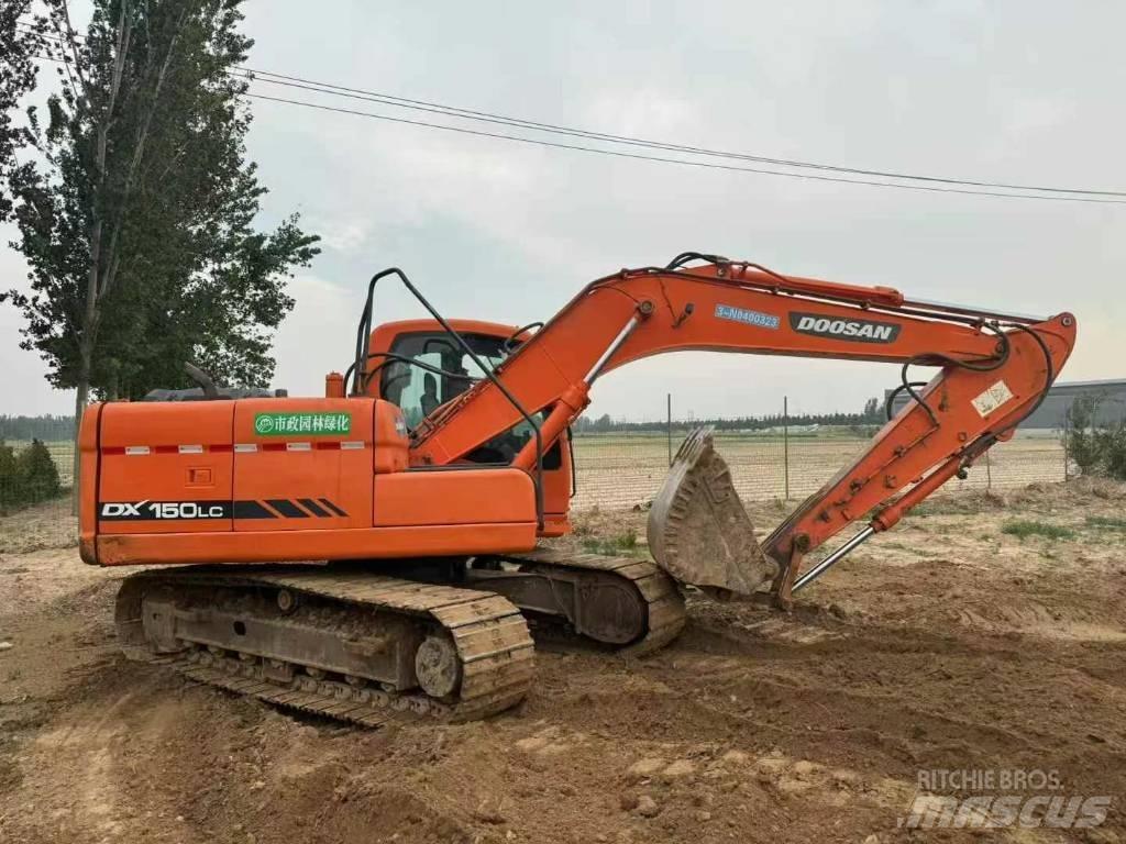 Doosan DX150 Bandgrävare