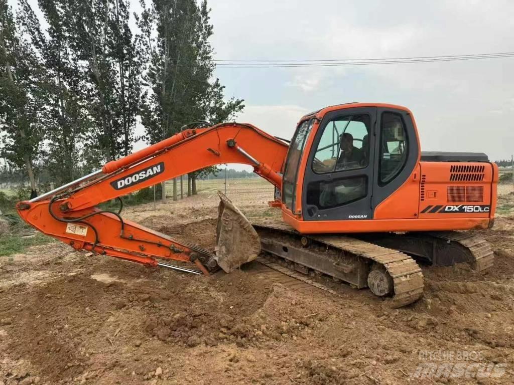 Doosan DX150 Bandgrävare