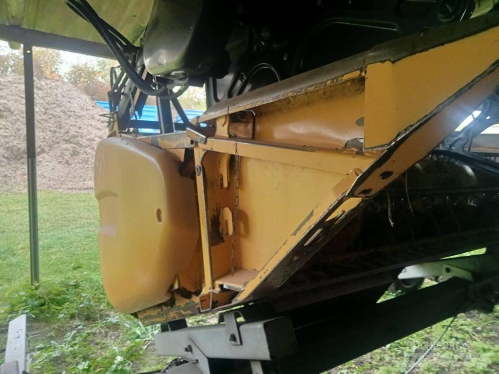 New Holland CR 9080 Skördetröskor