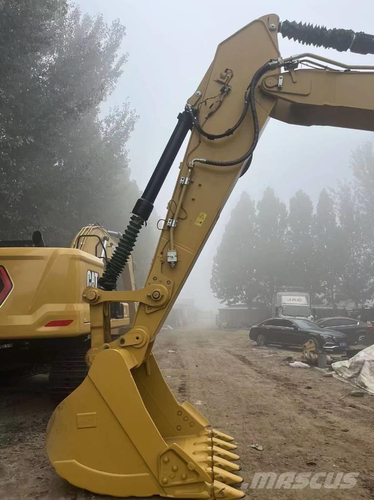 CAT 2021 CAT 330 Hjulgrävare