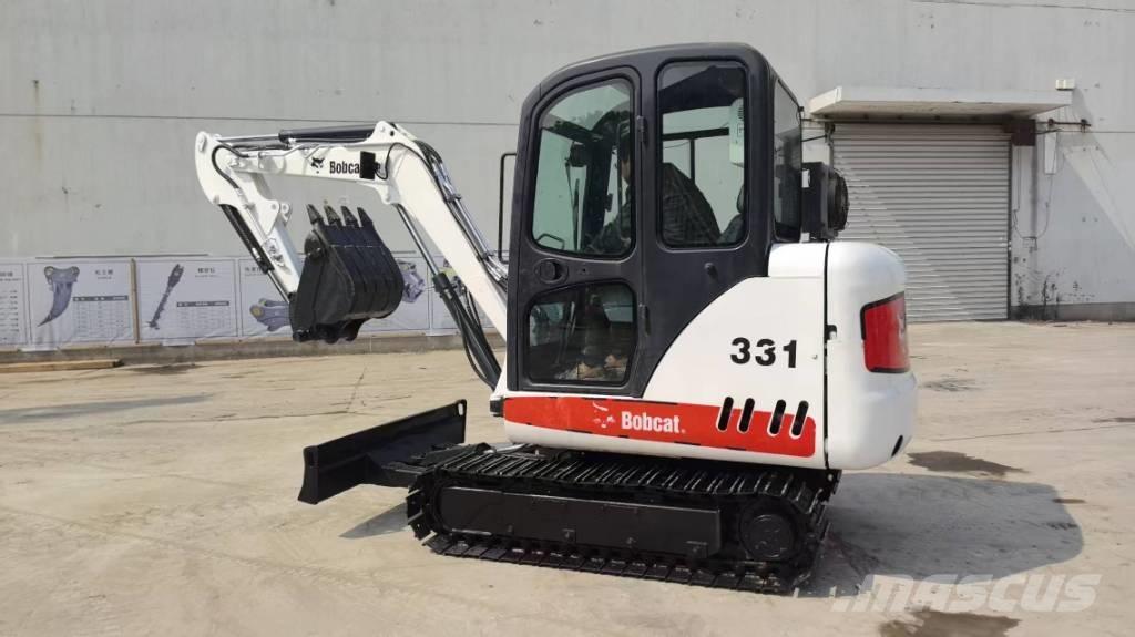 Bobcat 331 Minigrävare < 7t