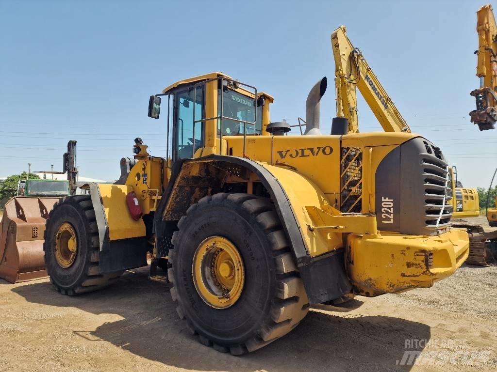 Volvo L 220 F Hjullastare
