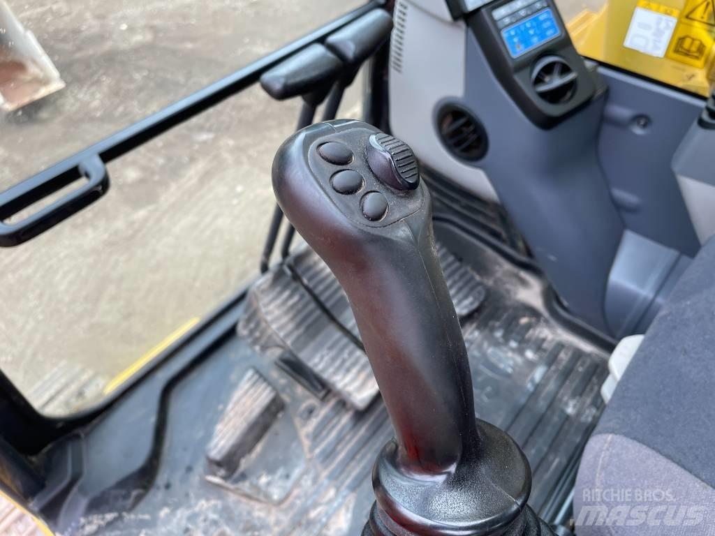 Komatsu PC 210 LC-11 Grävmaskiner med lång räckvidd