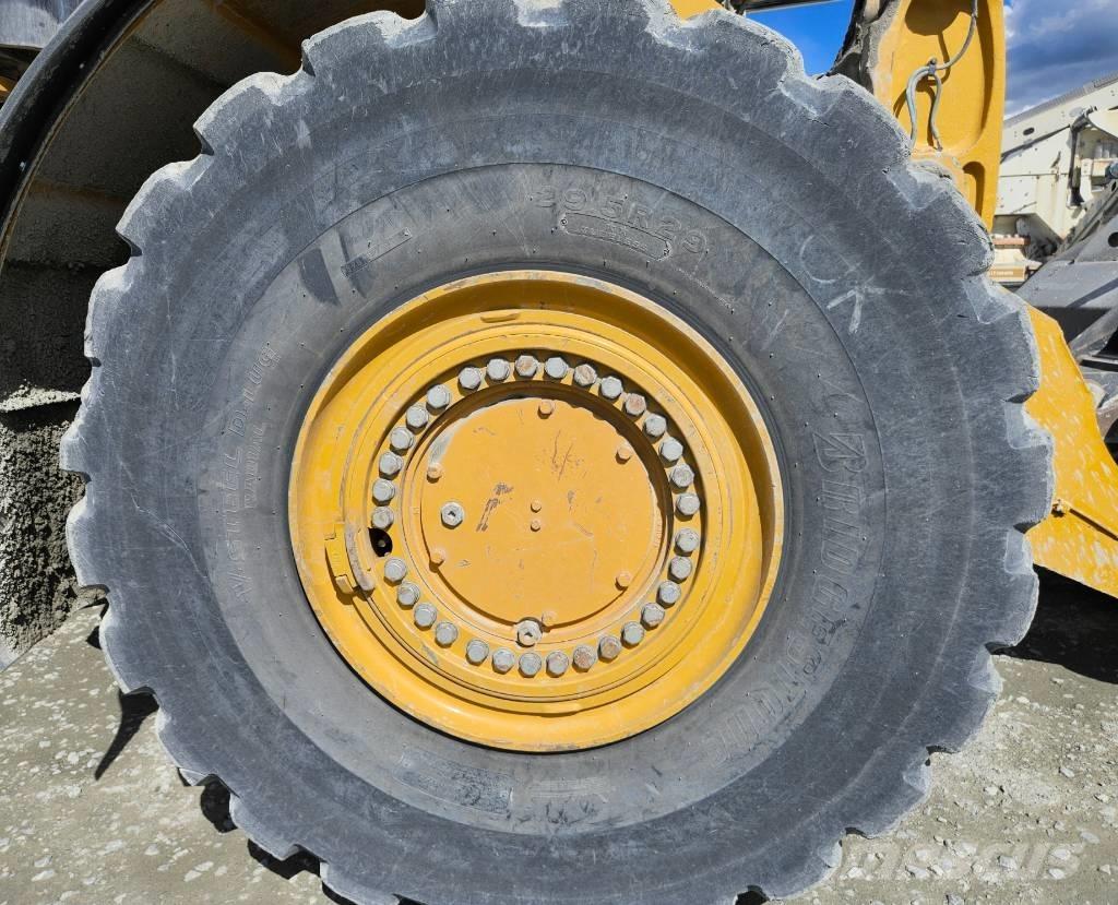 CAT 982 M Hjullastare