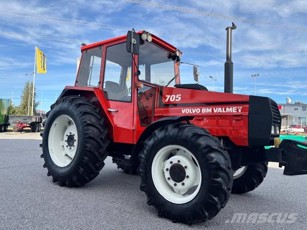 Valmet 705 Traktorer