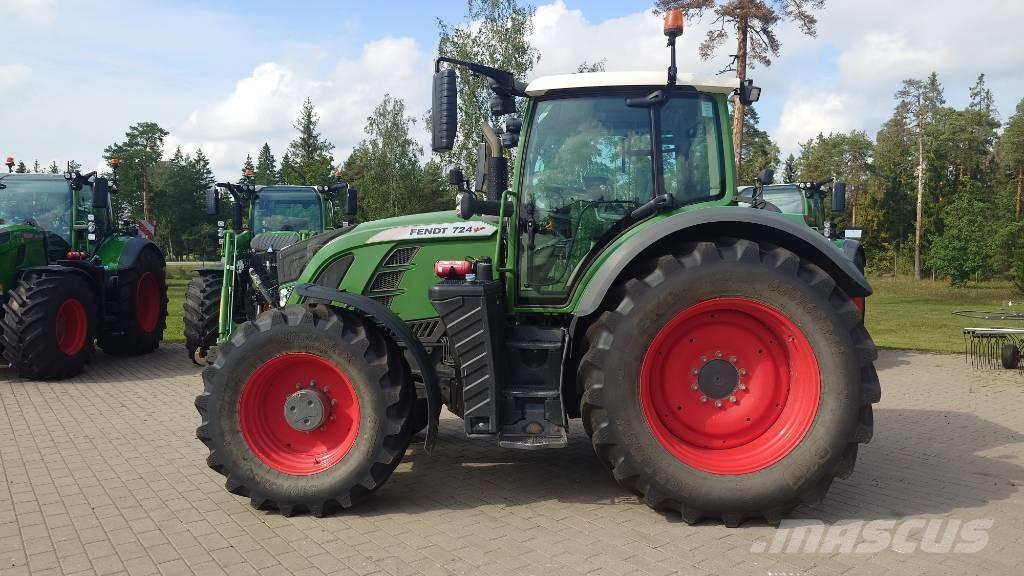 Fendt 724 Profi Plus Traktorer