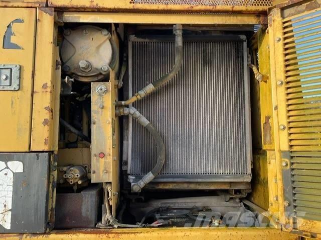 CAT 231 D Bandgrävare