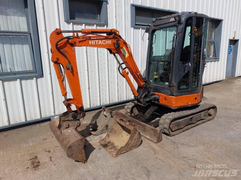 Hitachi ZX22U Minigrävare < 7t