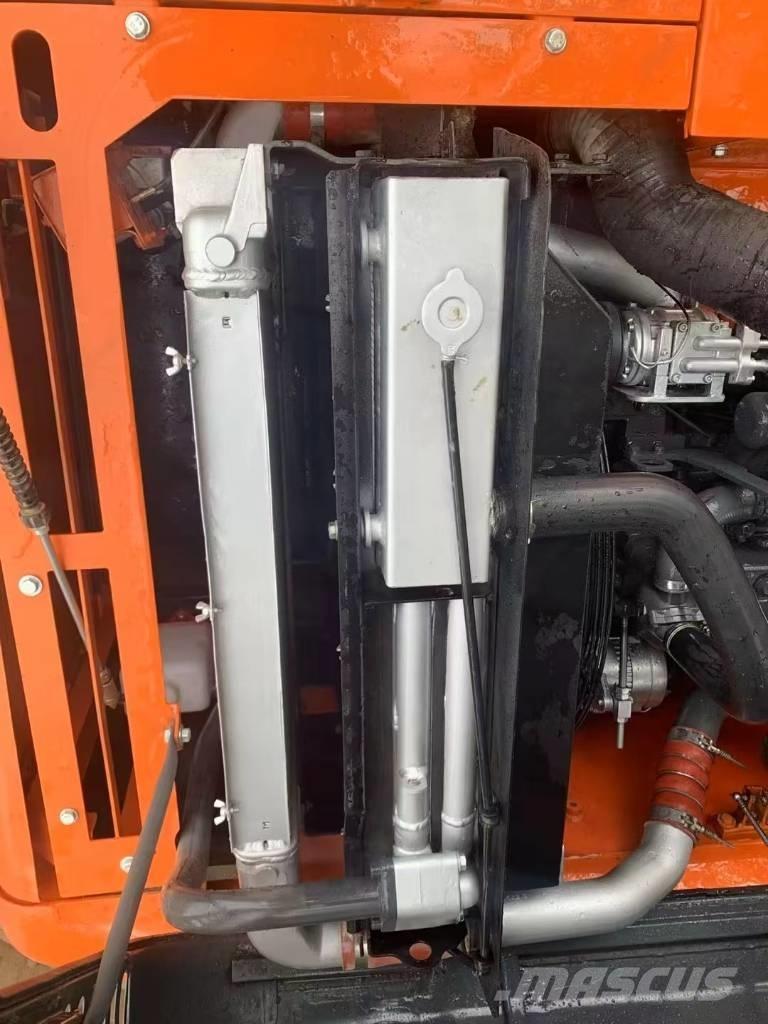 Doosan DX300LC-9C Bandgrävare