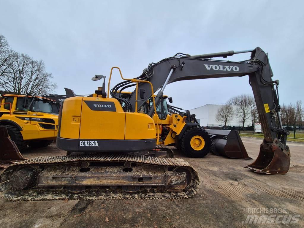 Volvo ECR 235 D Bandgrävare