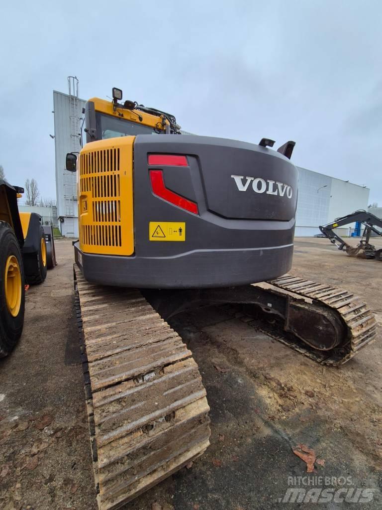 Volvo ECR 235 D Bandgrävare