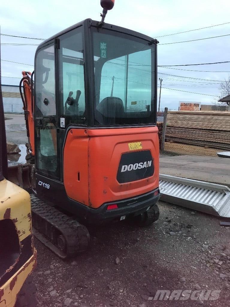 Doosan DX 19 Minigrävare < 7t