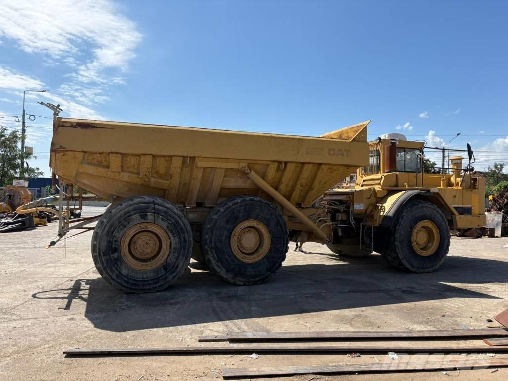 CAT D 350 C Midjestyrd dumper