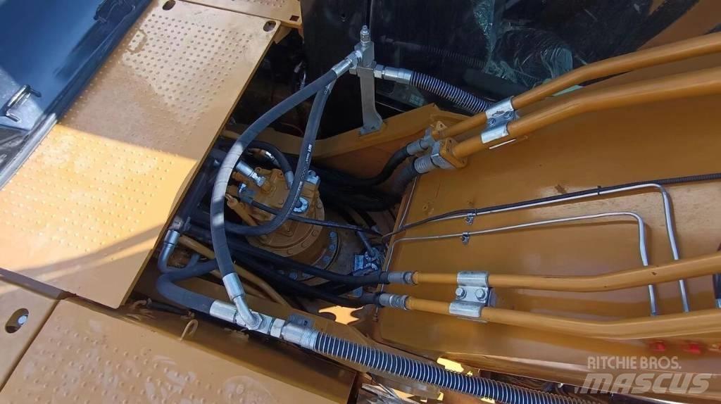 CAT 330 D2 Bandgrävare