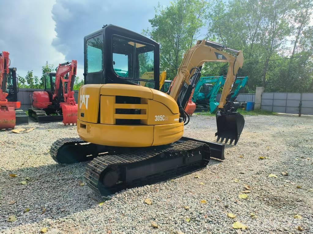 CAT 305 CR Minigrävare < 7t