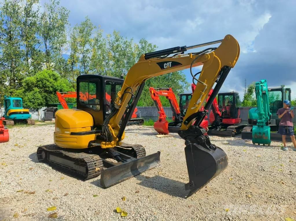 CAT 305 CR Minigrävare < 7t