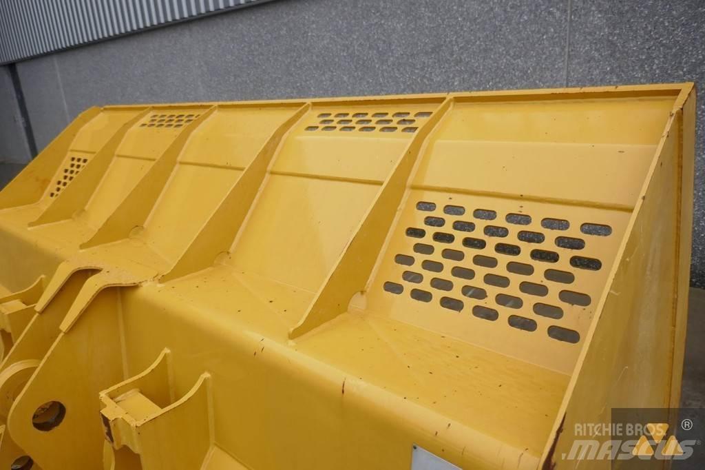 CAT 930 Bucket Skopor