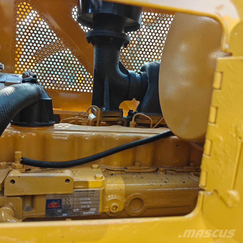 CAT D 7 G Väghyvlar