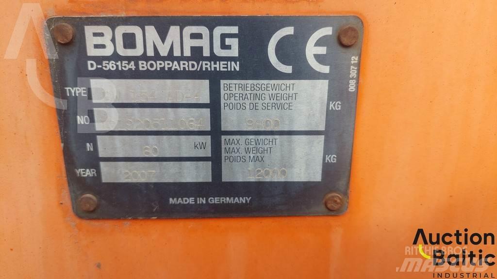 Bomag BW 154 AD-4 Andra vältar