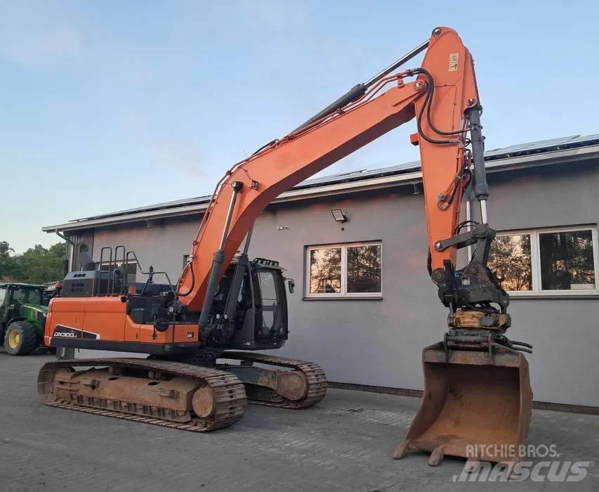 Doosan DX 300 LC-5 Bandgrävare