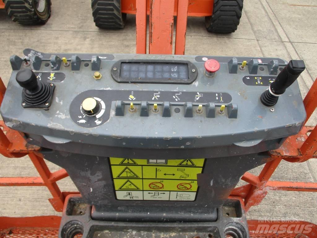 JLG 450 AJ (868) Kompakta självgående bomlyftar