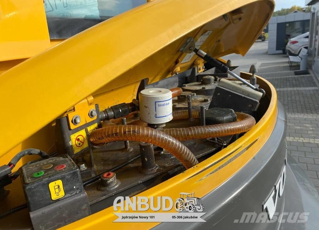 Volvo ECR 88 D Bandgrävare