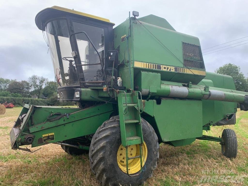 New Holland 1075 Skördetröskor