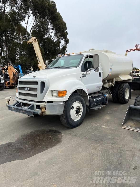 Ford F750 Tankbilar