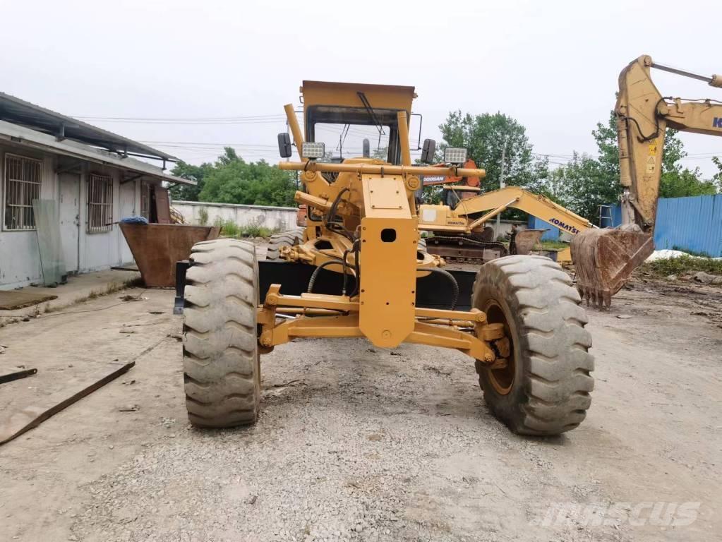 XCMG GR 180 Väghyvlar