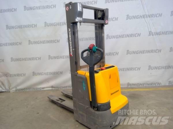 Jungheinrich EJC 112 Staplare-led
