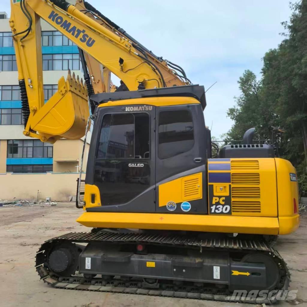 Komatsu PC 130 Amfibiska grävmaskiner