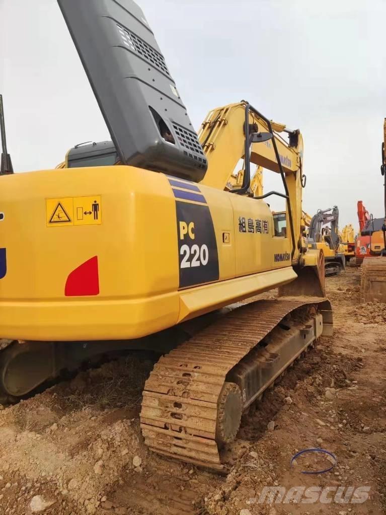 Komatsu PC220 Bandgrävare