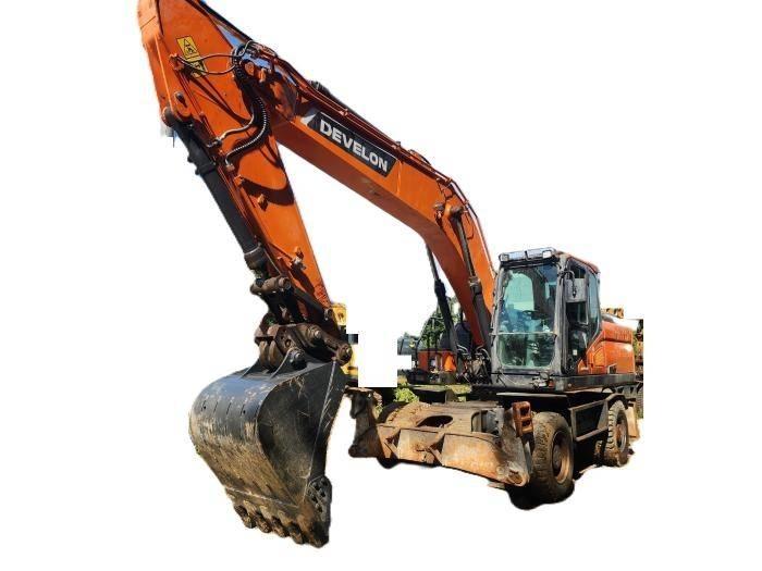 Doosan DX 210 W Hjulgrävare