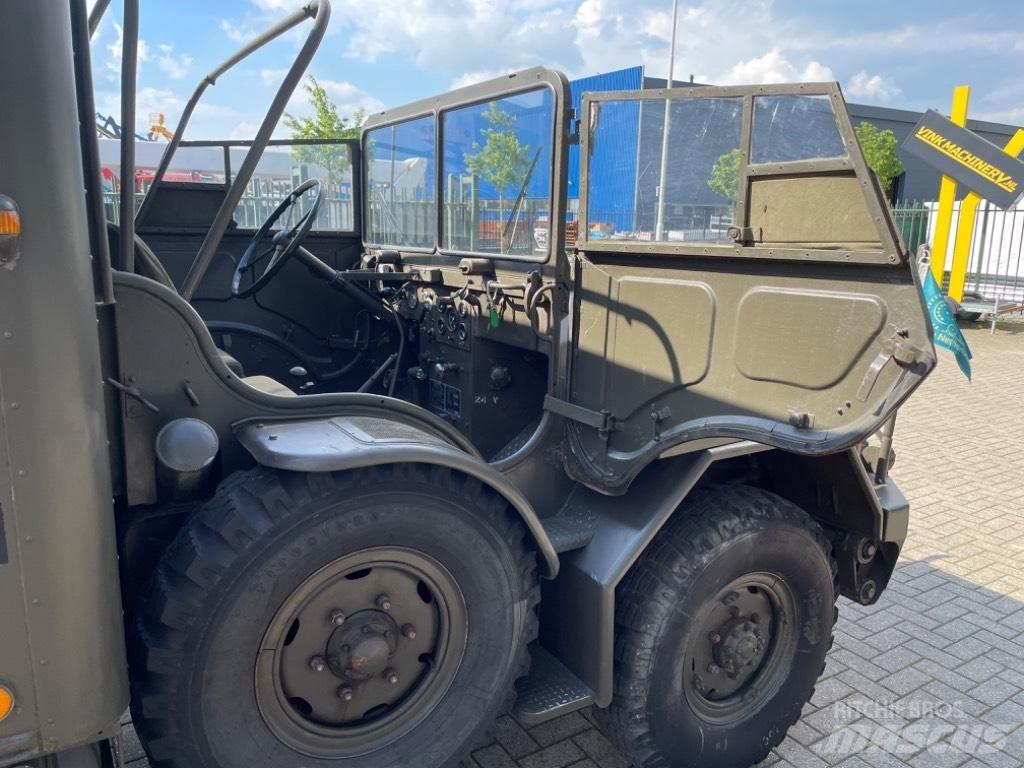 DAF YA 126 GWT Ambulanser