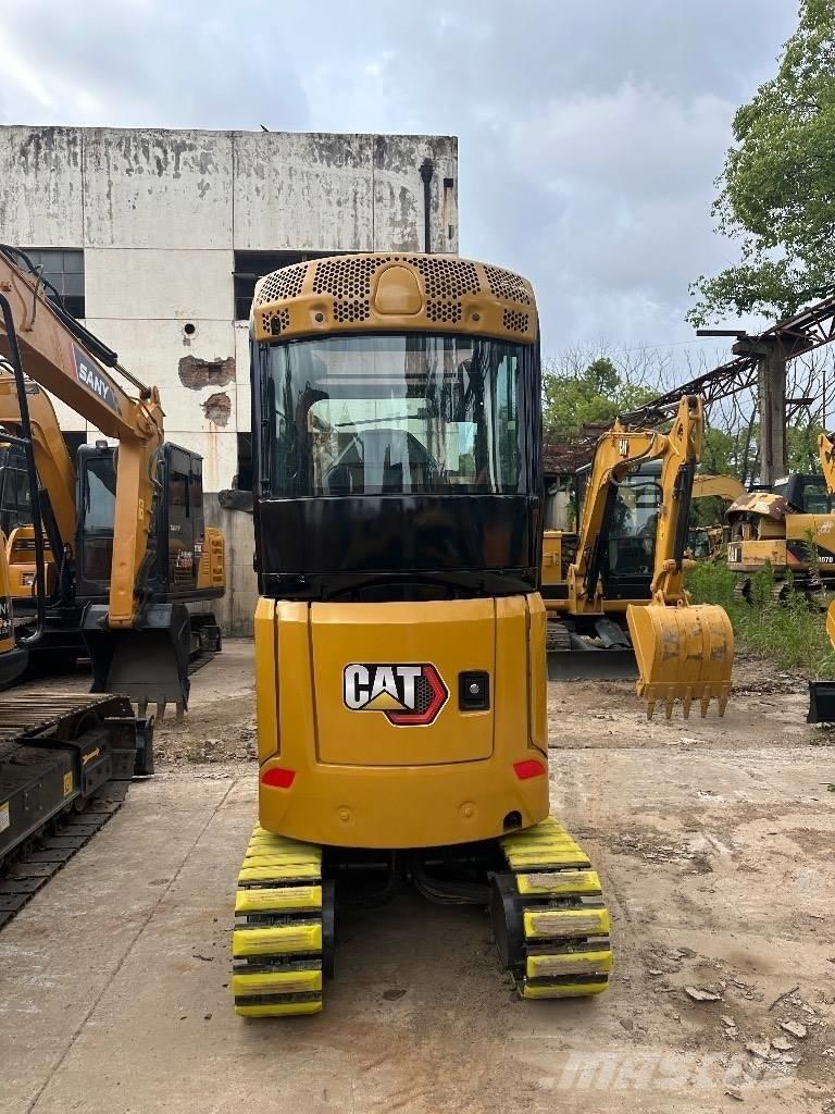 CAT 302 Minigrävare < 7t