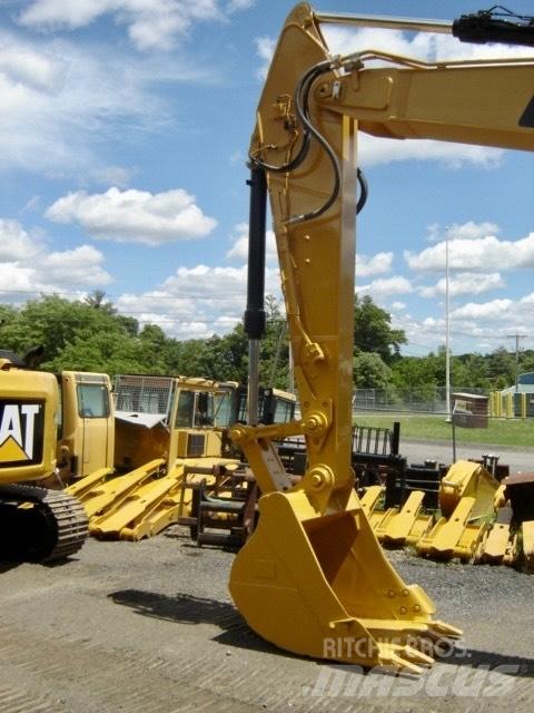 CAT 320 Bandgrävare