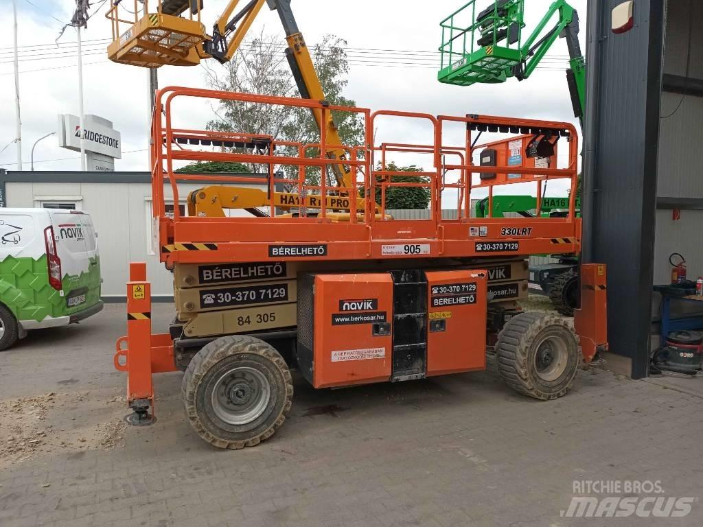 JLG 330 LRT Saxliftar
