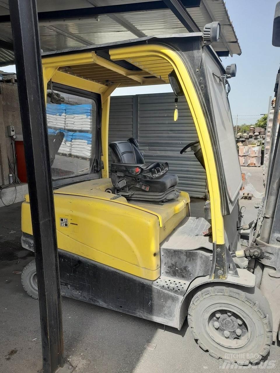Hyster J2.5XN Elmotviktstruckar