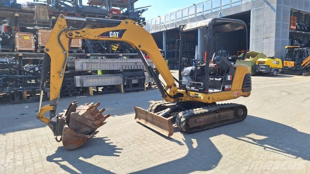 CAT 302.5 Minigrävare < 7t