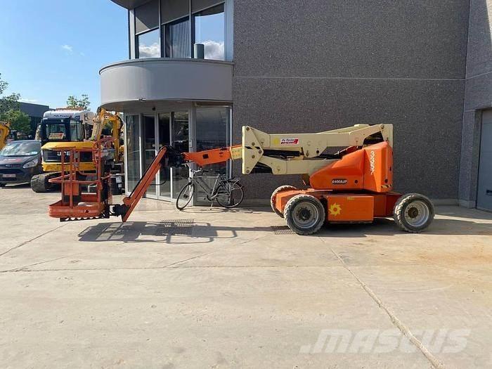 JLG E400AJP Bomliftar