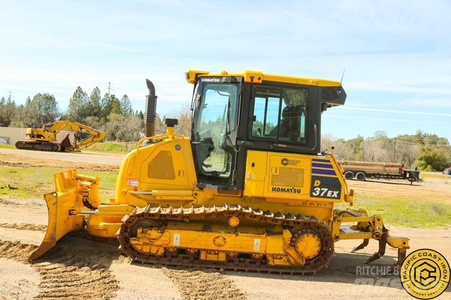 Komatsu D 37 EX Bandschaktare