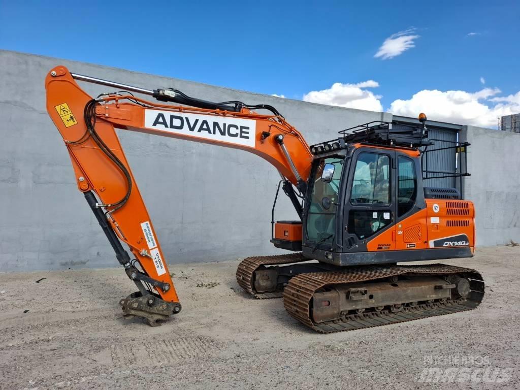 Doosan DX 140LC-5 Bandgrävare